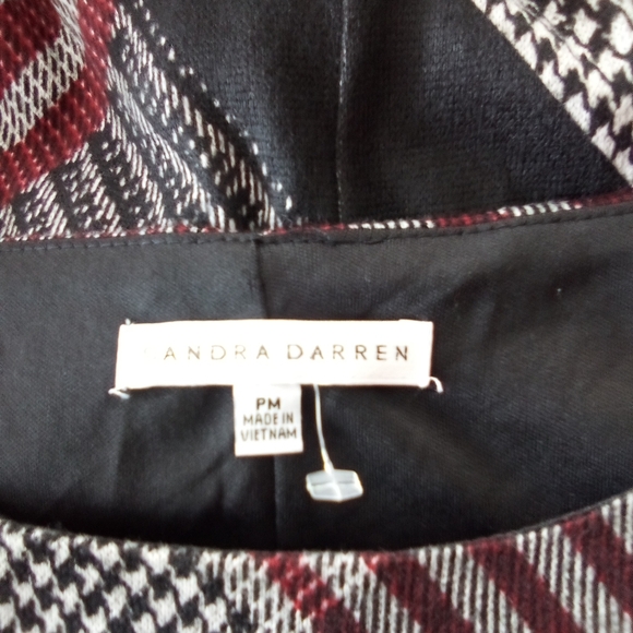 Plaid Women's Top in Black and Red - Picture 3 of 3